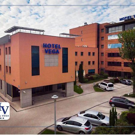 Business Hotel Vega Вроцлав Экстерьер фото
