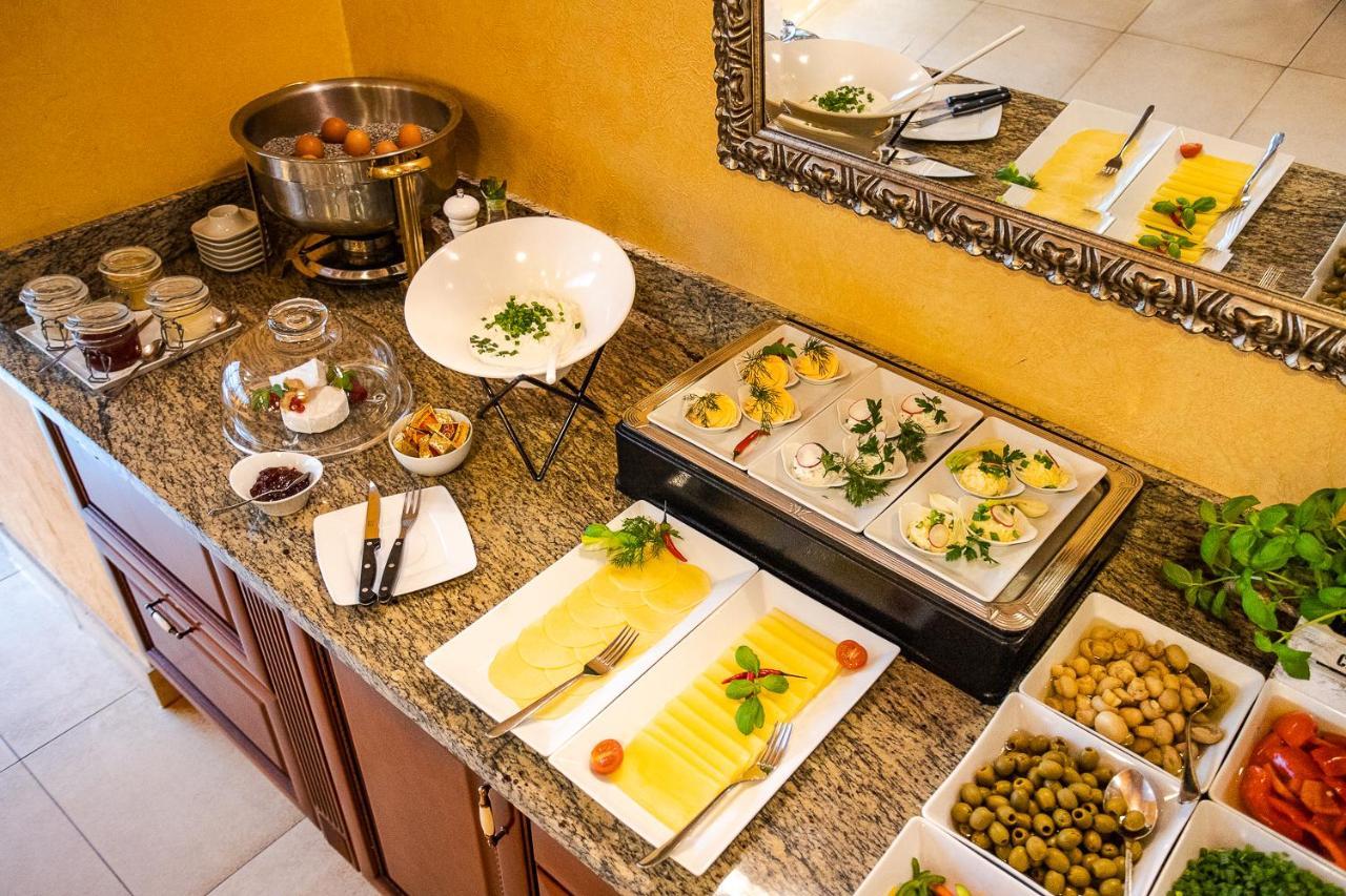 Business Hotel Vega Вроцлав Экстерьер фото